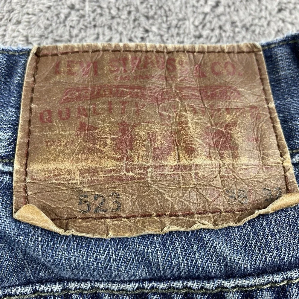 Vintage Levis 523 Straight Leg Jeans Mens 38X32 Blue Medium Wash USA 100% Cotton